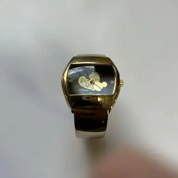 Disney 골드톤 뱅글 팔찌 워치