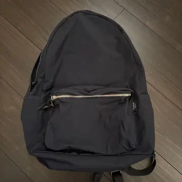 스탠다드 서플라이 백팩