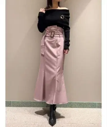 [ 새상품급 ] 벨티드 머메이드 스커트 SNIDEL 0