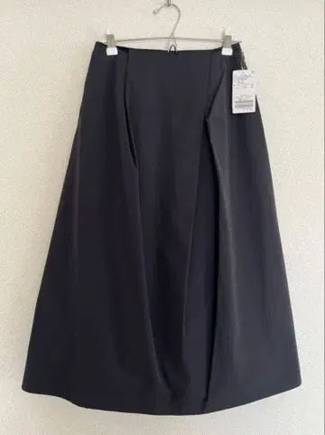 새상품 스픽 앤 스팬 블랙 스커트