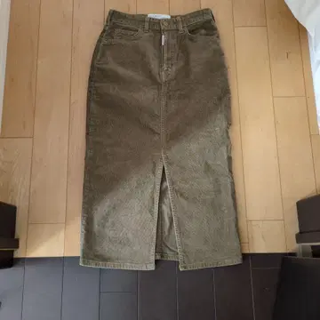 SPICK AND SPAN 카키 코듀로이 타이트 스커트