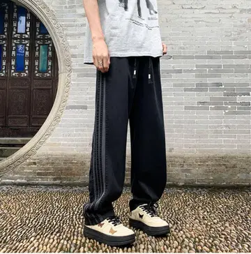 블랙 사이드 스트라이프 조거 팬츠