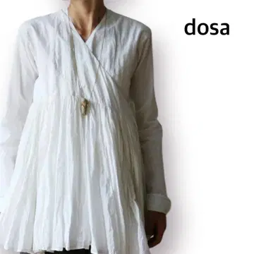 새상품급 도사 dosa 라바리 재킷 화이트 플리츠