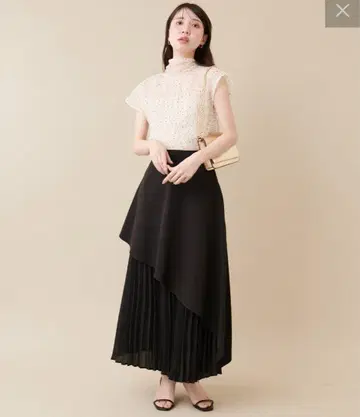 natural couture [ 어른나츄 ] 비대칭 플리츠 스커트