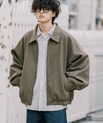 Rocky Monroe 오버 사이즈 숏 블루종