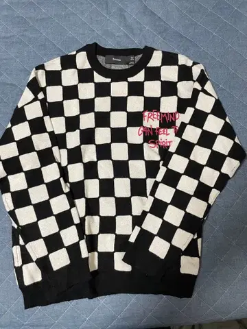 Bershka 체크 무늬 니트 스웨터