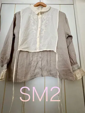 사만사 모스모스 레이스 베스트 & 린넨 블라우스