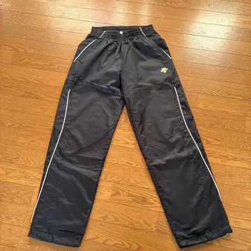 미사용 새상품 DESCENTE 블랙 팬츠 M 사이즈