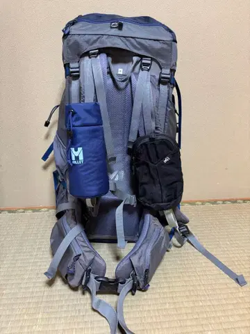 MILLIIT 서스페 40+5 그레이/네이비 M 사이즈 레인 커버 포함