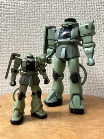 [완성품] 구 키트 1/144 자쿠 & 미니 자쿠