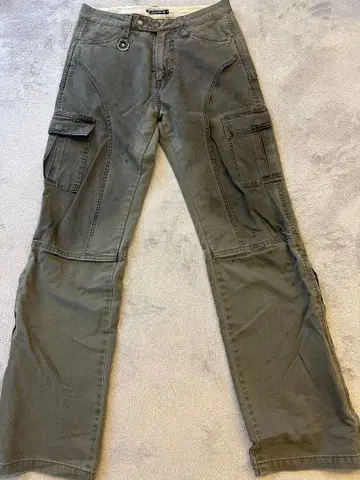 BLUTENBLATT 브뤼텐블라트 카고 팬츠