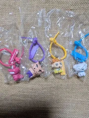 짱구는 못말려(크레용 신짱) 컬러풀 멀티 참 카챠 4점 일괄