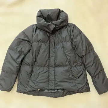 grove 가볍고 세탁 가능한 다운 자켓 내추럴 M 사이즈 블랙