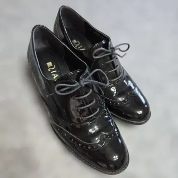 다이애나 블랙 에나멜 옥스퍼드 블랙 22.0cm