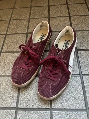 PUMA 코듀로이 스니커즈 루마니아산