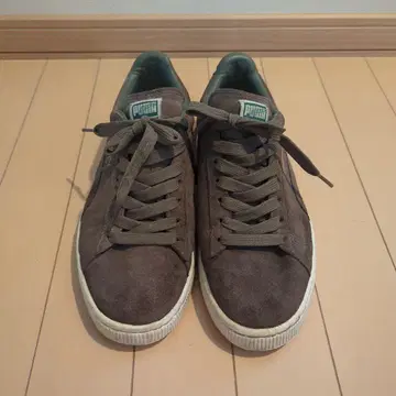 PUMA 스웨이드 올리브 그린 스니커즈