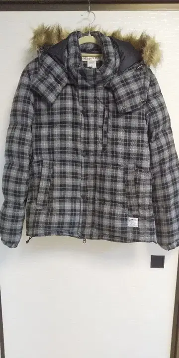 PROJECT S.R.E.S. 체크 무늬 다운 자켓 XL