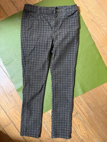 하운드 투스 패턴 스키니 팬츠 그레이 계열