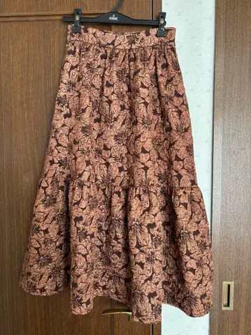 자카드 플라워 롱 스커트 free