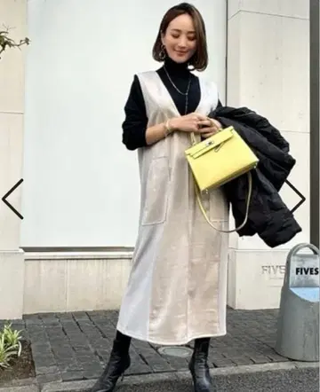 [ 미착용 ] kuih 오버롤 스커트