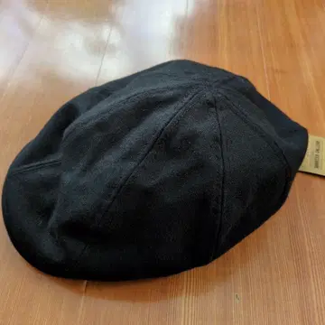 QUARTER GALLERY 블랙 헌팅 캡