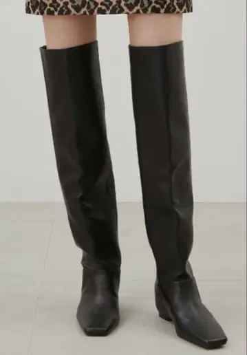 인힐 니하이 부츠