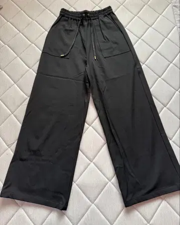 미사용 쿨 블랑 블랙 와이드 이지 팬츠 36