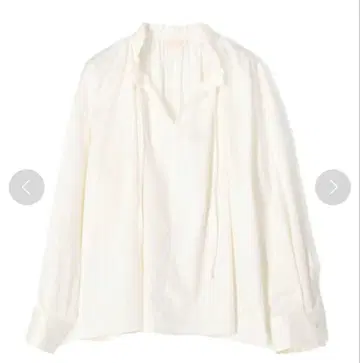 하이 카운트 새틴 넥 프릴 블라우스 Ballsey