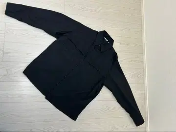 UNIQLO U 유틸리티 오버 사이즈 셔츠 블랙