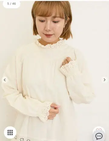 스캘럽 레이스 블라우스 택 없음