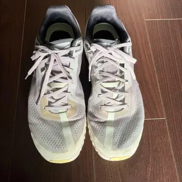 On 러닝화 그레이 약 27.0~27.5cm