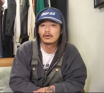 SUGARHILL AGED HALF ZIP-UP HOODIE