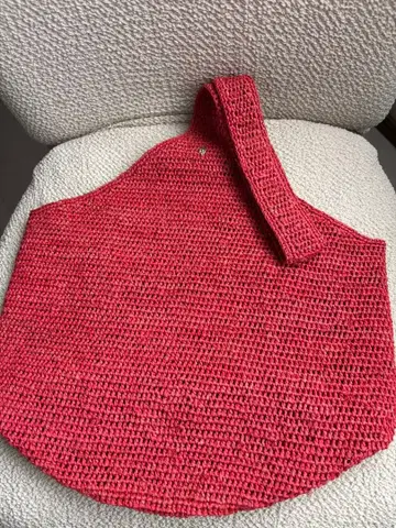 [ 새상품급 ] 헬렌 카민스키 라피아 빨간색 원 숄더백