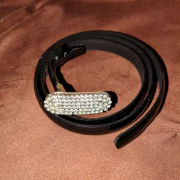 모리하나에 스톤 부착 블랙 슬림 벨트