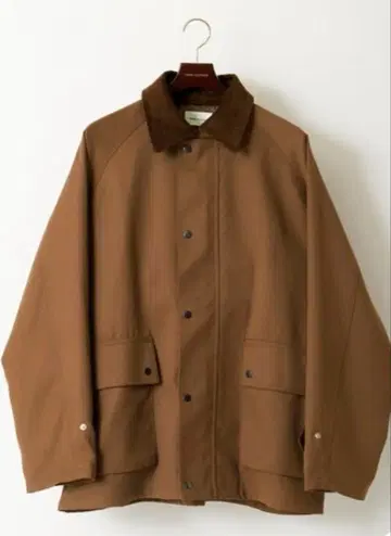 TR 칼제 오버 사이즈 숏 헌팅 자켓