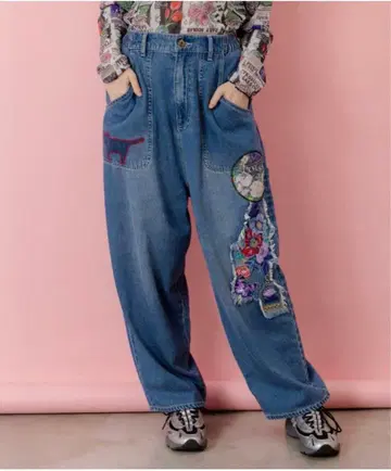 [스칼라] 자수 데님 아플리케 프리미엄 데님 팬츠