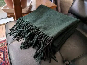 TOMORROWLAND 다크 그린 머플러