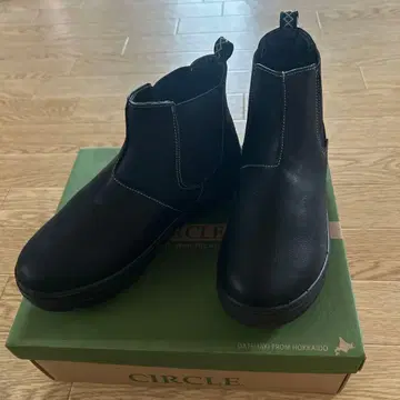 택 포함 새상품 CIRCLE 사이드 리브 부츠 밑창 러버 블랙