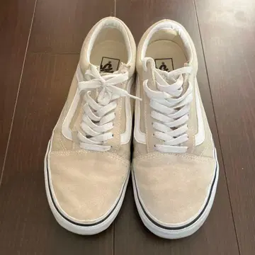 Vans 베이지 스웨이드 스니커즈