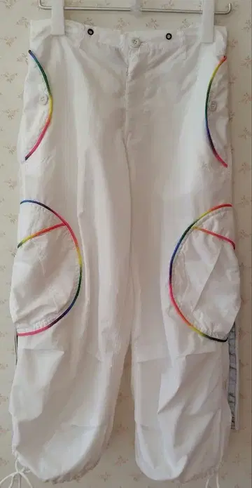 UFO 컬러풀 파이핑 워크 팬츠 화이트