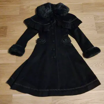 마리아 막달레나 앨리스틴 코트 블랙