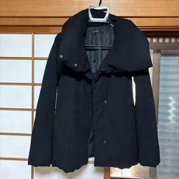 rienda 블랙 다운 자켓