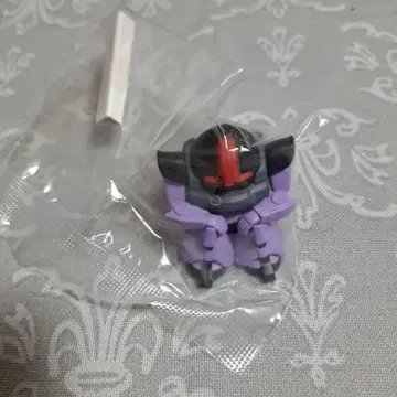 기다림 건담의 경우 돔 캡슐 토이