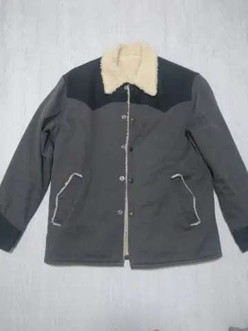 플랫 헤드 런치 코트