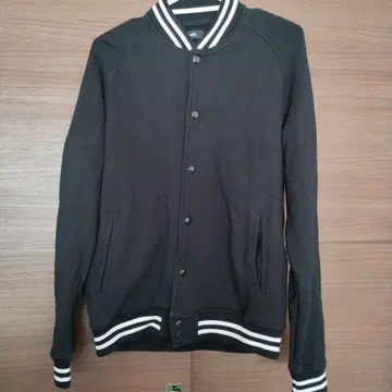 SHIPS 블랙 점퍼 주말 한정판