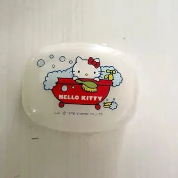 쇼와 레트로 산리오 헬로키티 미니 비누 케이스