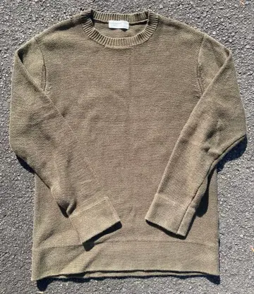 백 넘버 크루넥 니트