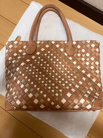 Diana 가죽 뜨개질 토트백