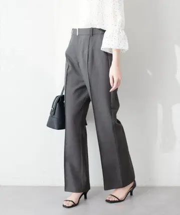 [ osono ] 하이웨스트 미 플레어 팬츠 차콜 S 사이즈