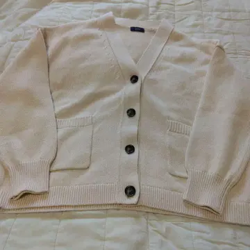 V넥 니트 가디건